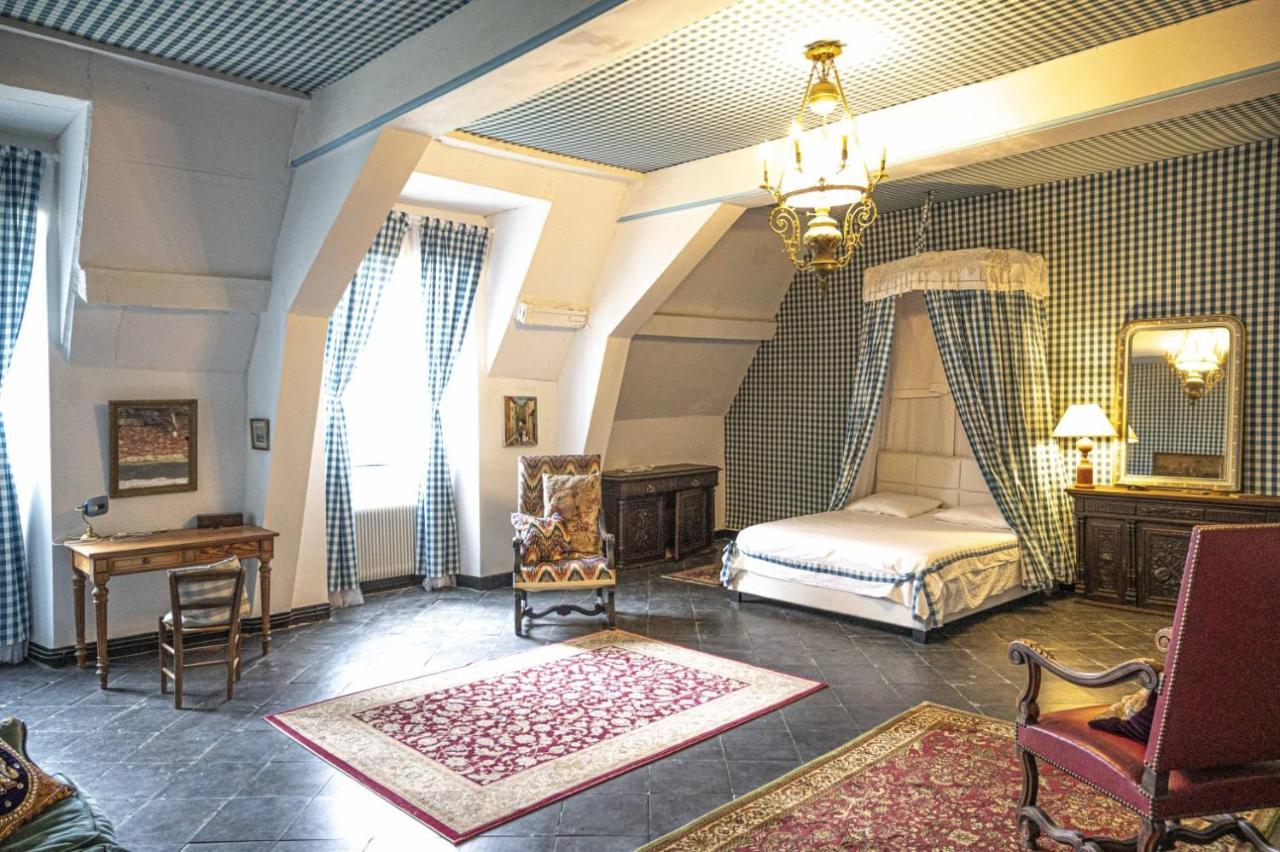 Chateau Du Boschet Chambre De L'Infatigable Gentilhomme Bourg-des-Comptes Luaran gambar
